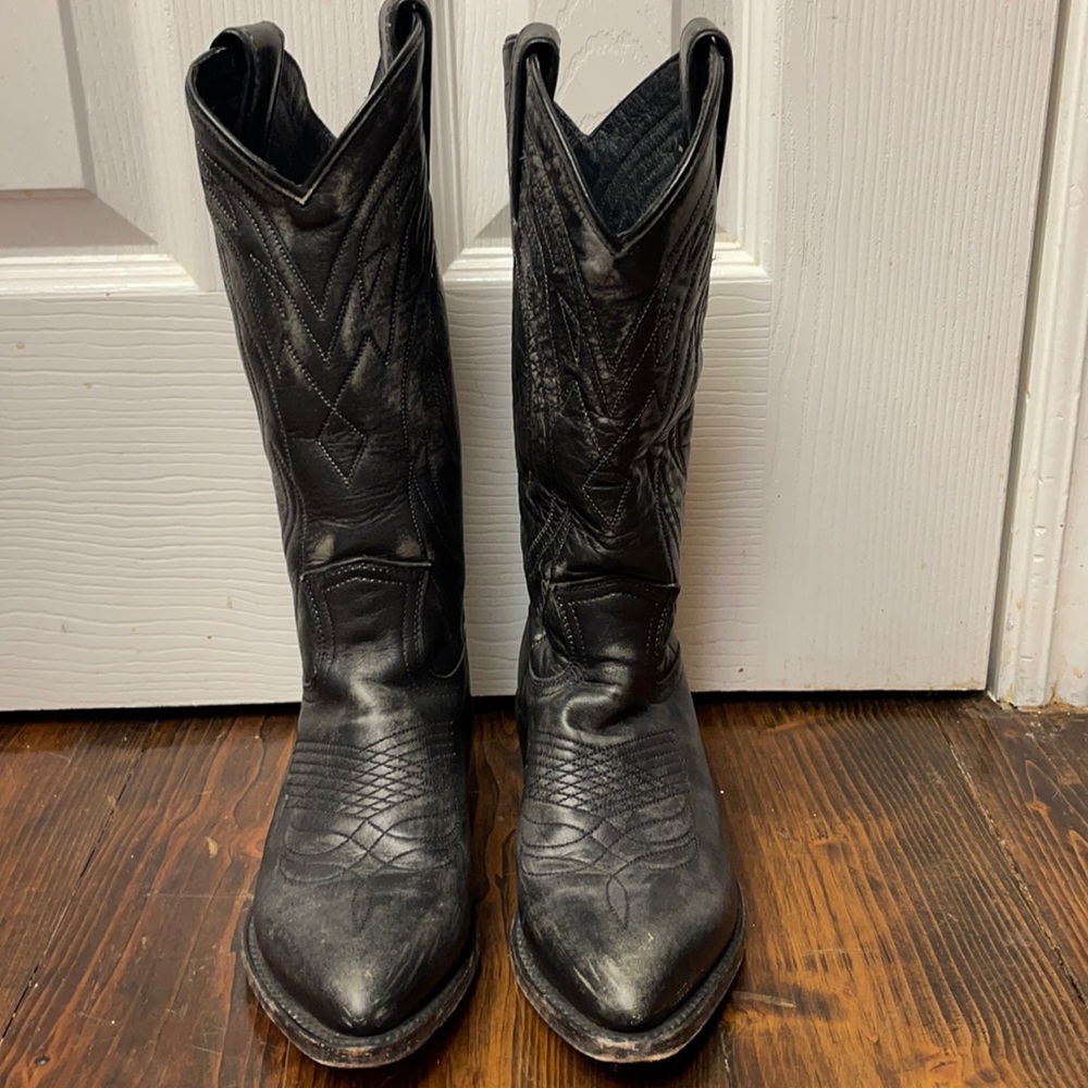 Frye black (worn) look / brand new w/o box cowboy boots